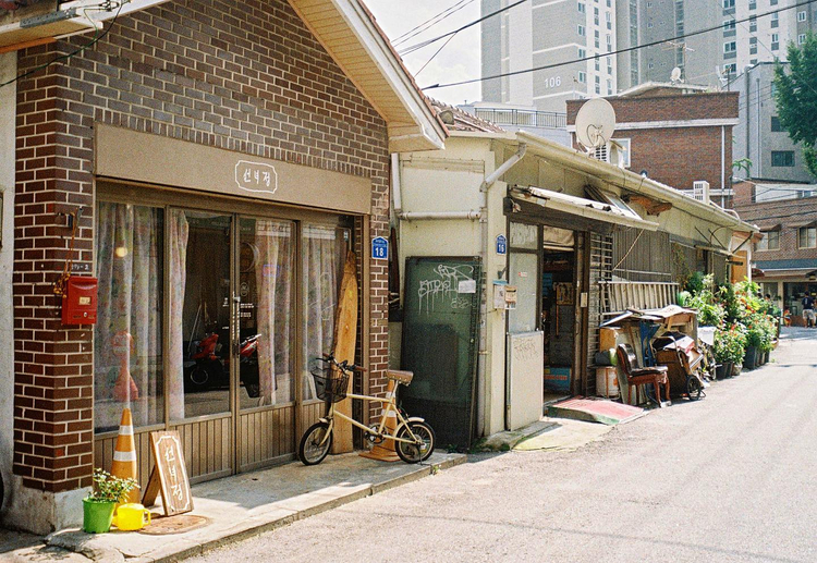 Aparat analogowy Fujifilm Zoom Date 115s