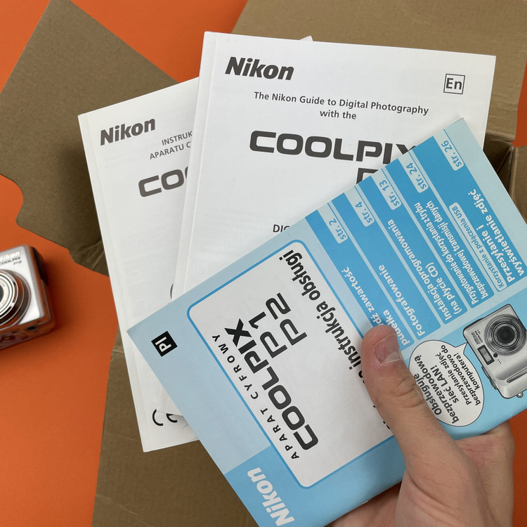 Aparat cyfrowy Nikon COOLPIX P2