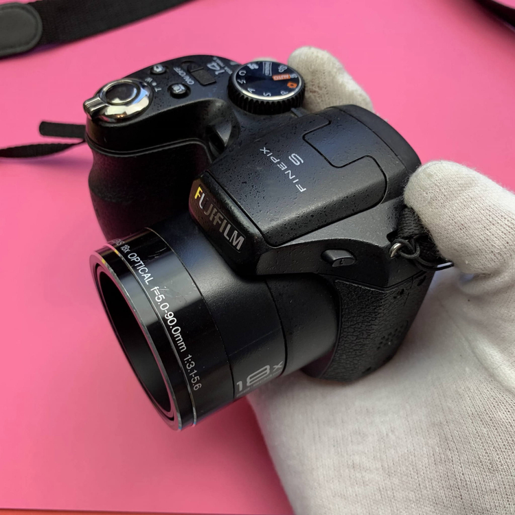 Aparat cyfrowy Fujifilm Finepix S