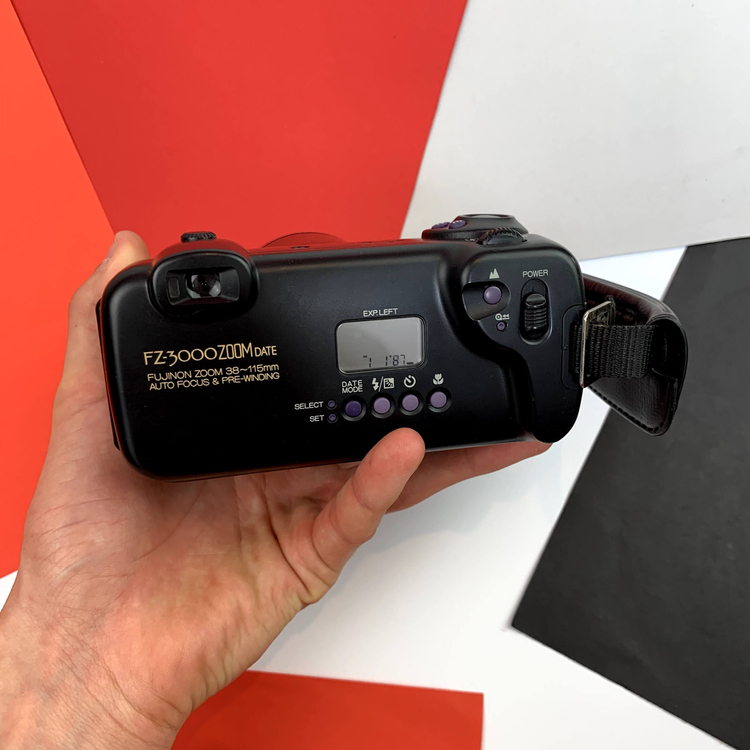 Fuji FZ-3000 zoom date