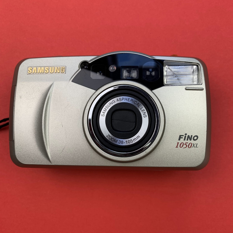 Praktica SuperZoom 105AF