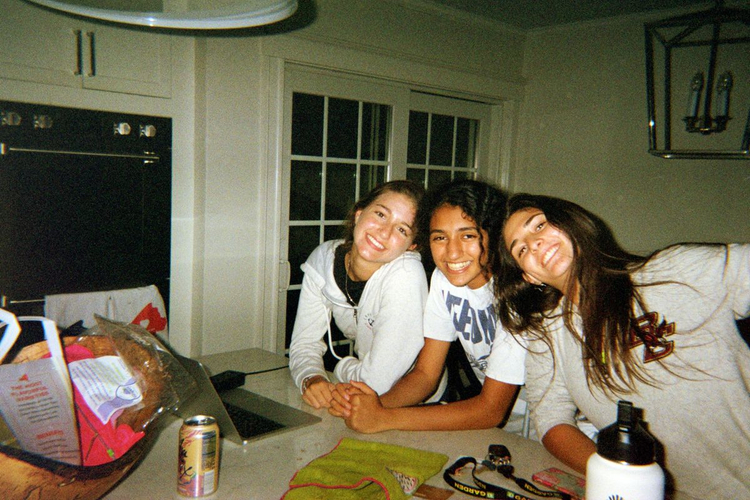 Aparat analogowy Pentax PC35‑M (na wynajem)