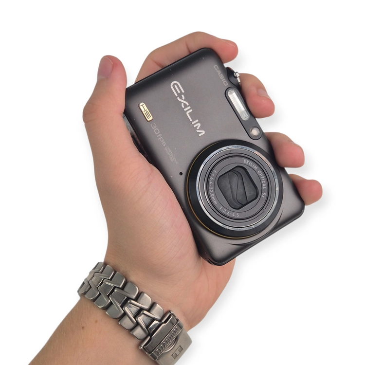 Aparat cyfrowy Casio exilim EX-FC100