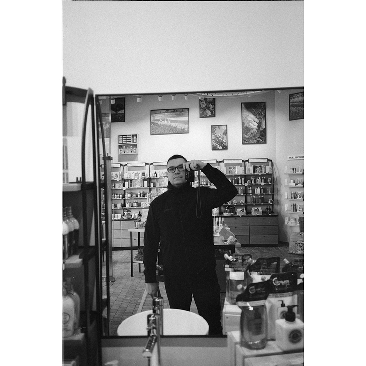 Aparat analogowy Ricoh 800 MZ