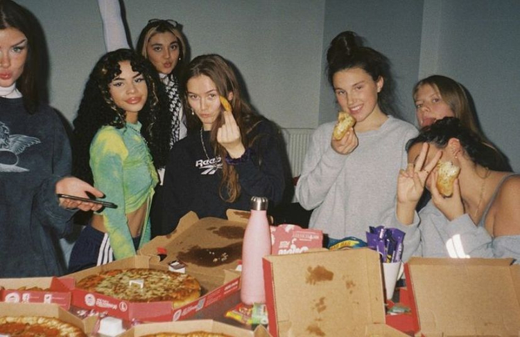 Aparat analogowy Praktica 300A