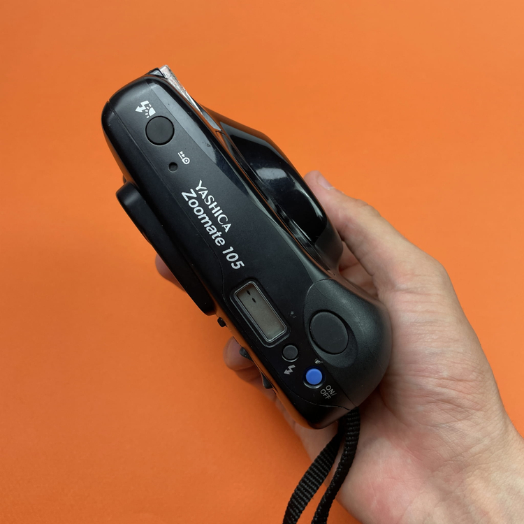 Aparat analogowy Yashica T3