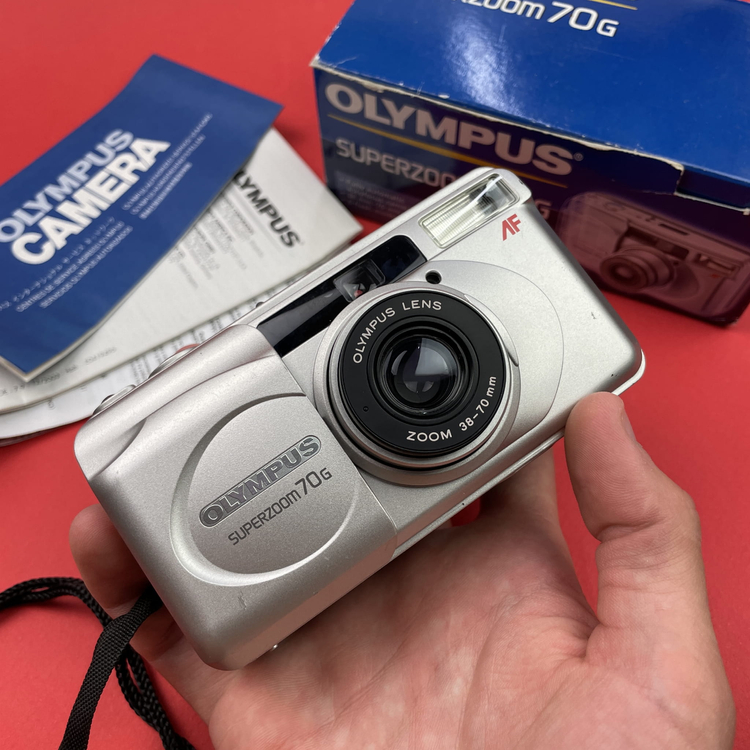 Aparat analogowy Olympus Superzoom 100G