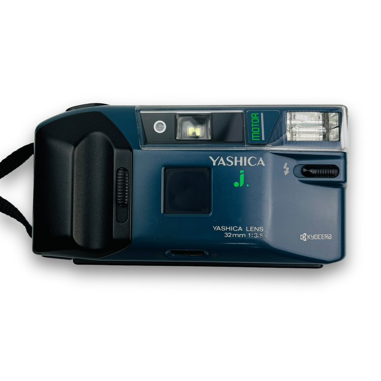 Aparat analogowy Yashica J
