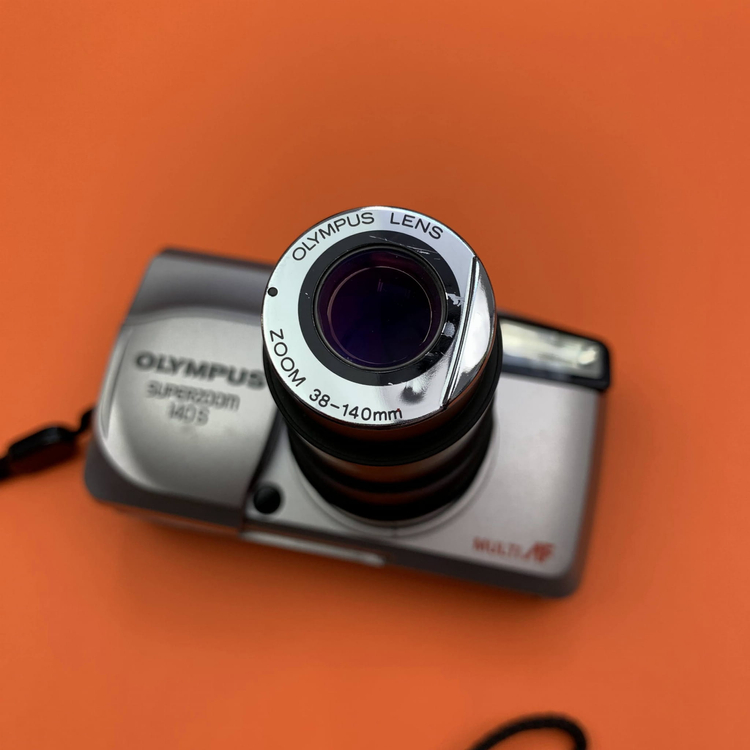 Olympus superzoom 800s