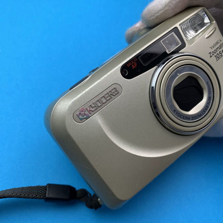 Yashica Zoomate 105se