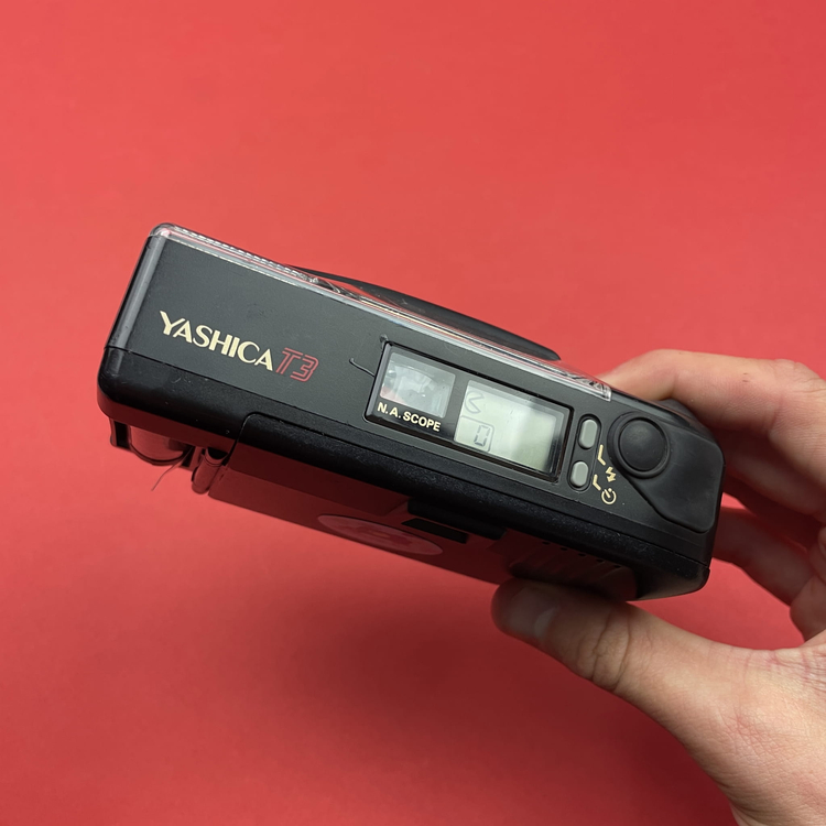 Aparat analogowy Yashica T3