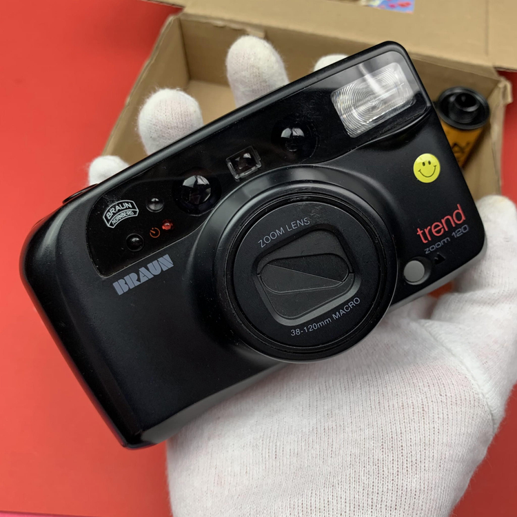 Zestaw z aparatem analogowym Braun Trend Zoom 120