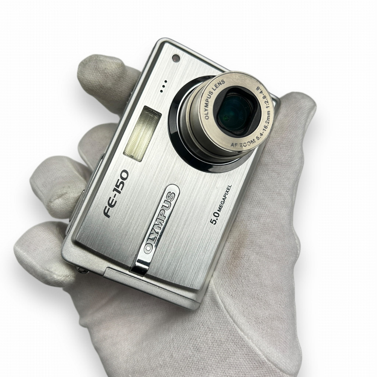 デジタルカメラ Olympus FE-150 デジタルカメラ Olympus FE-150 Olympus FE-150 Silver 5.0MP