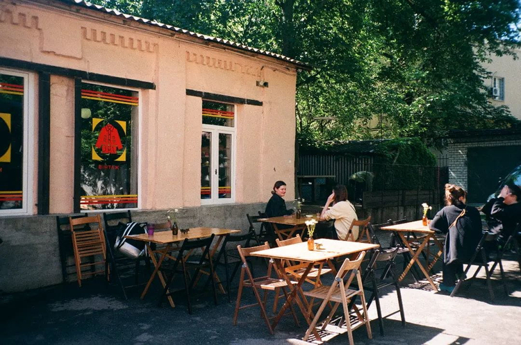 Aparat analogowy Chinon Pocket Dual AF Panorama