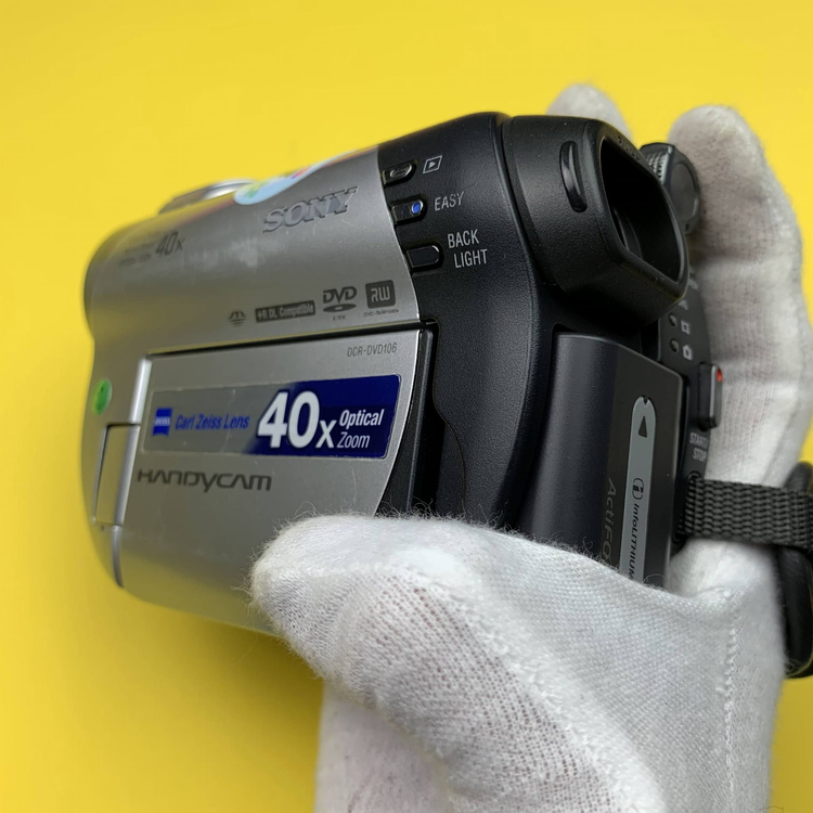 Kamera Sony Handycam DCR-DVD106