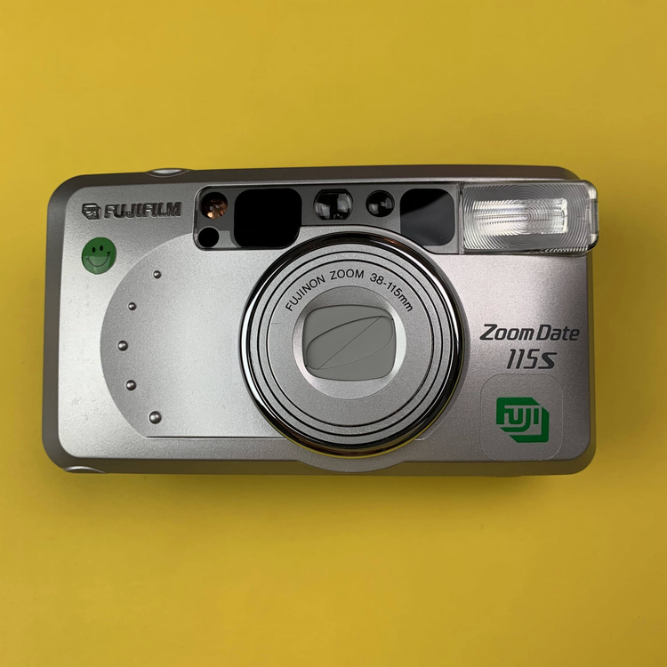 Aparat analogowy Fujifilm Zoom Date 115s