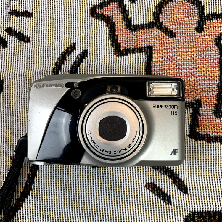 Olympus superzoom 115