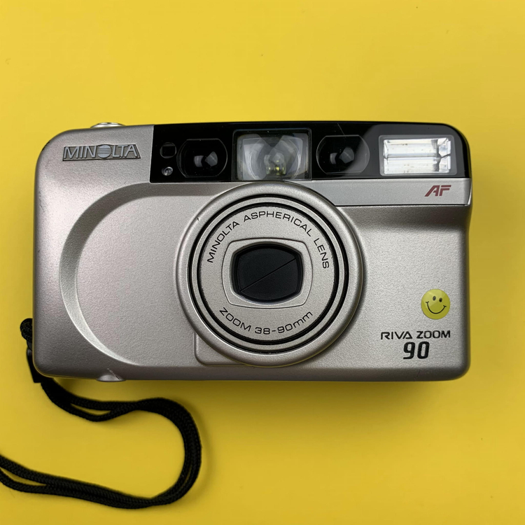 Minolta Riva Zoom 90