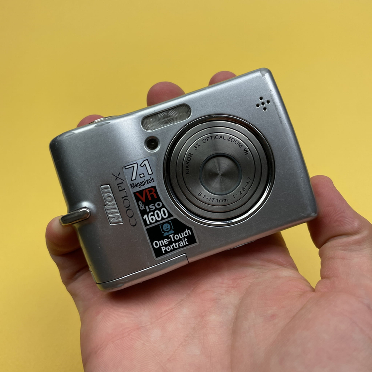 Aparat cyfrowy Nikon Coolpix L12