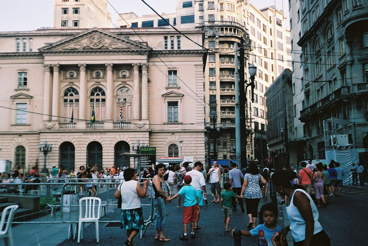 Aparat analogowy Yashica T3