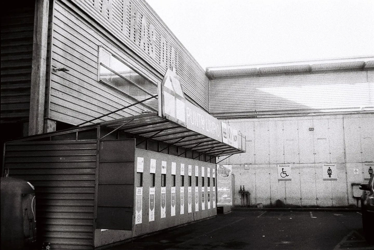 Aparat analogowy Praktica Superzoom 800 AF Super Zoom