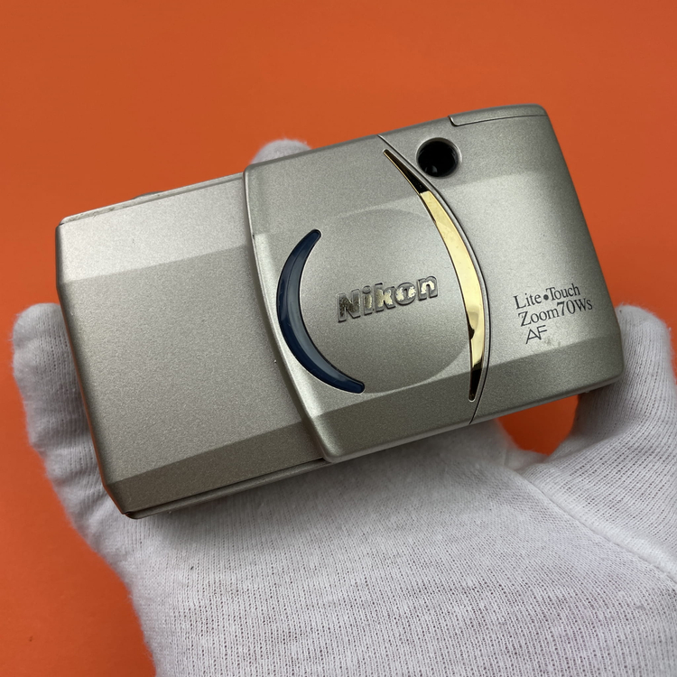 Aparat analogowy Nikon Lite Touch Zoom 70ws AF