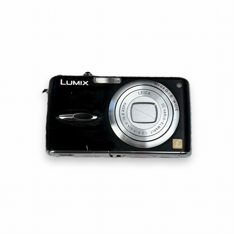 パナソニック コンデジ LUMIX DMC-FX01-P Panasonic Amazon | パナソニック デジタルカメラ LUMIX DMC-FX01-W パール