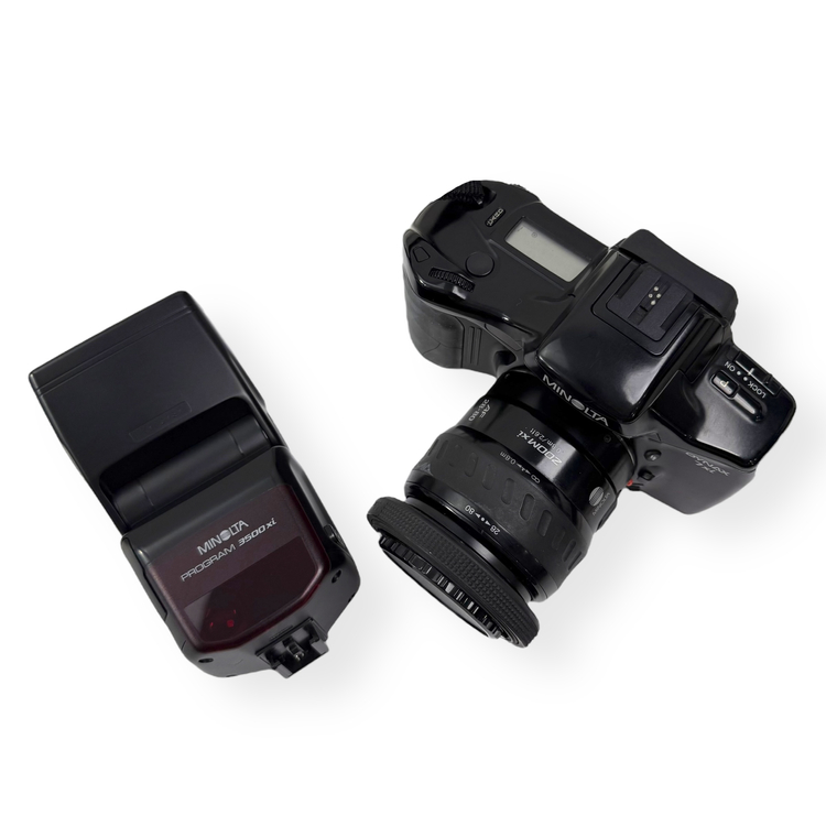 Aparat analogowy Minolta Dynax 7xi