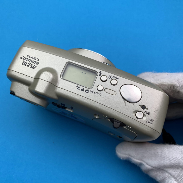 Yashica Zoomate 165se