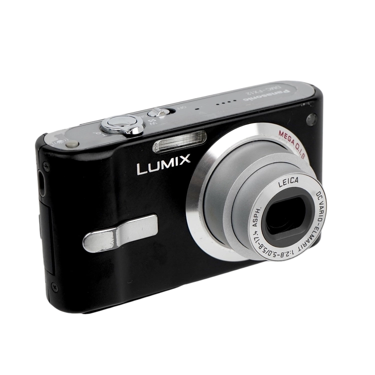 Aparat cyfrowy Panasonic Lumix DMC-FX12