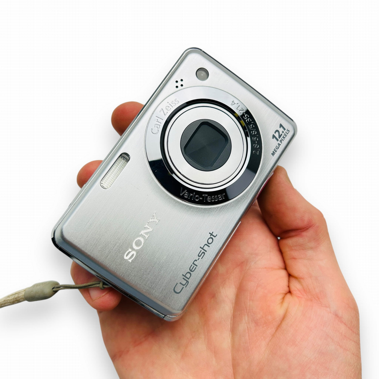 Aparat cyfrowy Sony Cybershot DSC-W210