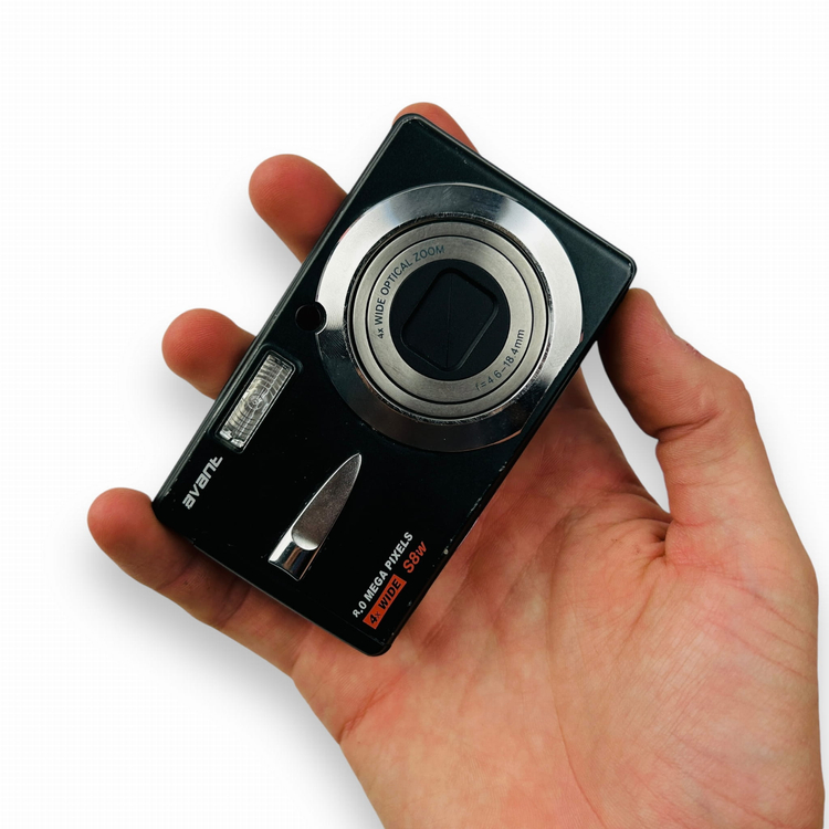 Aparat cyfrowy Avant S8W