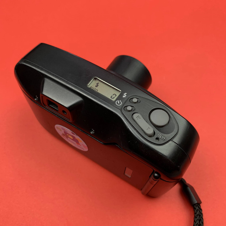 Minolta Riva Zoom 70