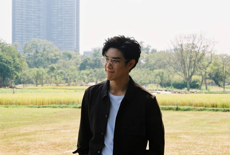 Yashica Zoomate 165se