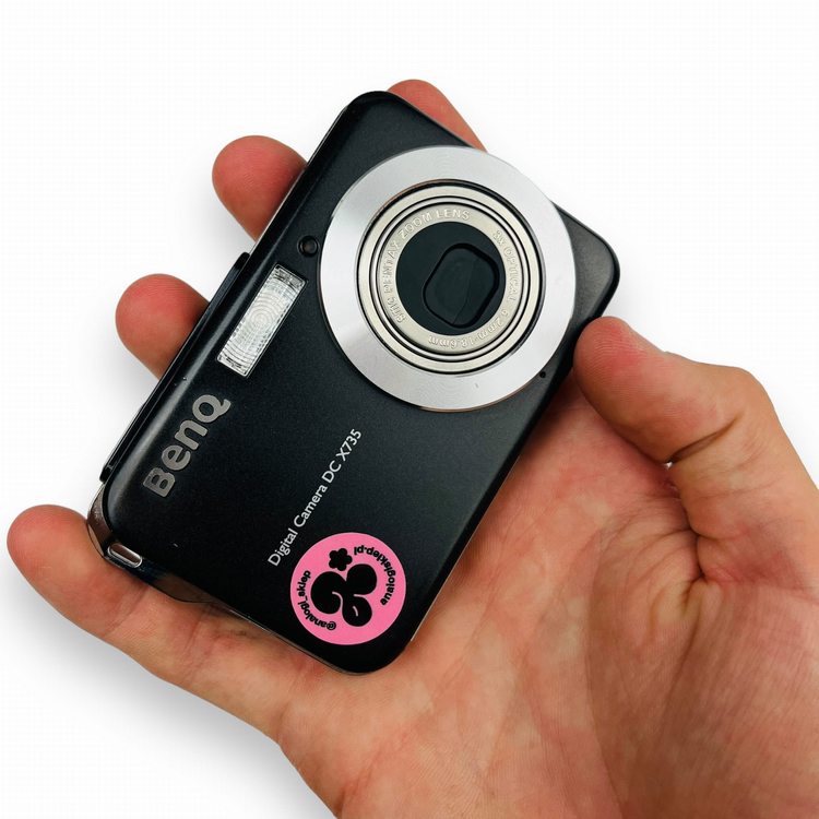 Aparat cyfrowy Benq DC X735