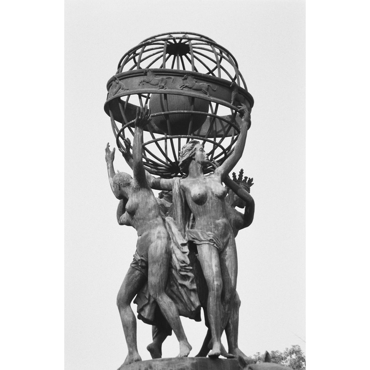 Aparat analogowy Nikon Zoom 600AF