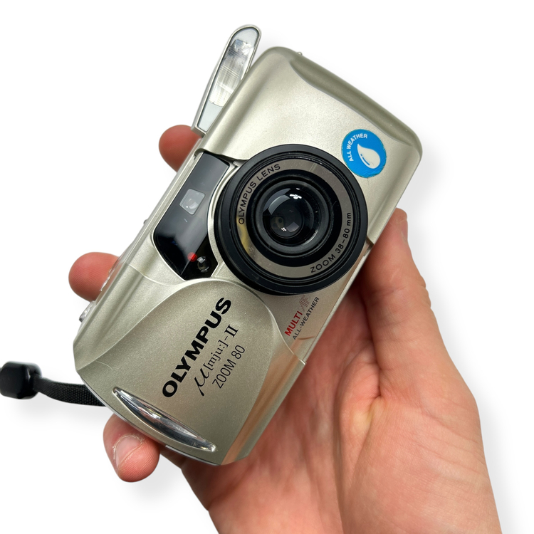 Aparat analogowy Olympus MJU II Zoom 80