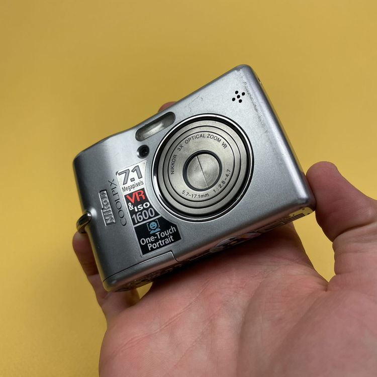 Aparat cyfrowy Nikon Coolpix L12