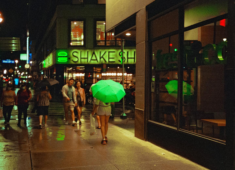 Aparat analogowy Olympus Mju I