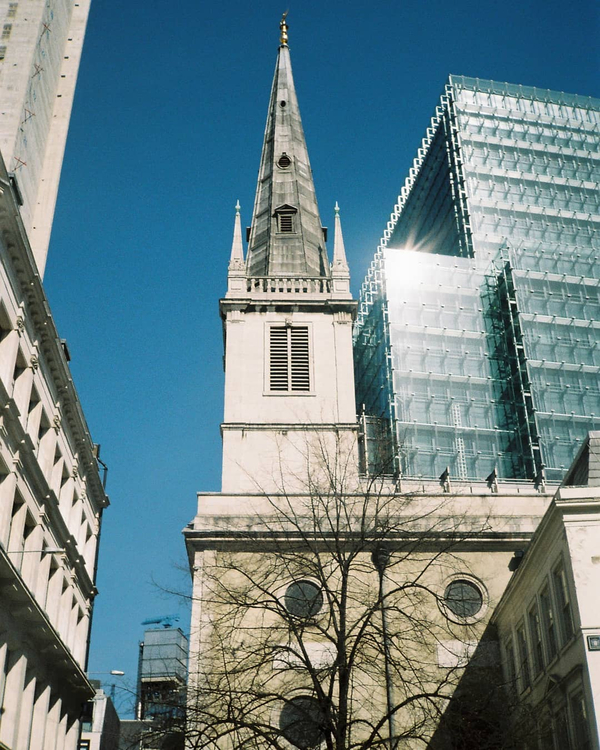 Aparat analogowy Minolta AF-E