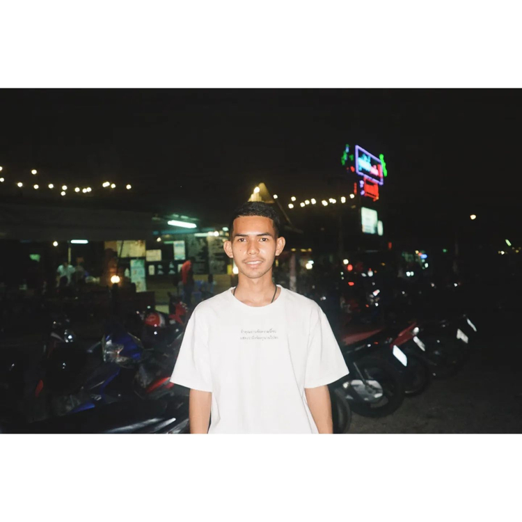 Olympus AZ-200 Superzoom