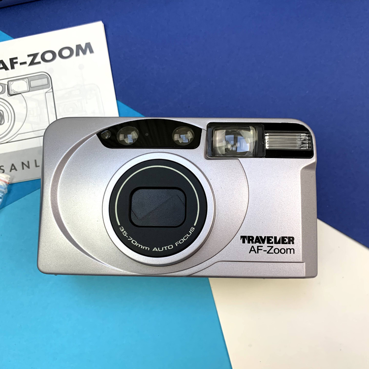 Traveler Af-zoom + klisza kodak