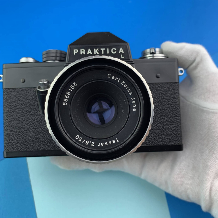 Praktica L