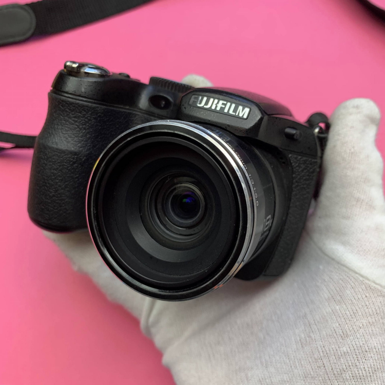 Aparat cyfrowy Fujifilm Finepix S