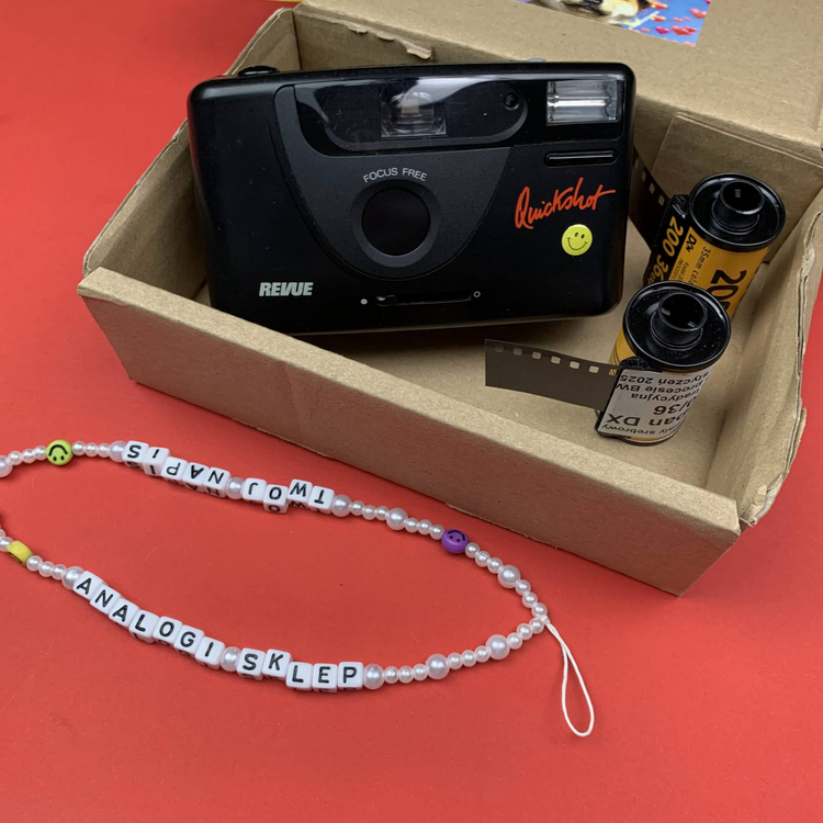 Zestaw z aparatem analogowym Revue QuickShot