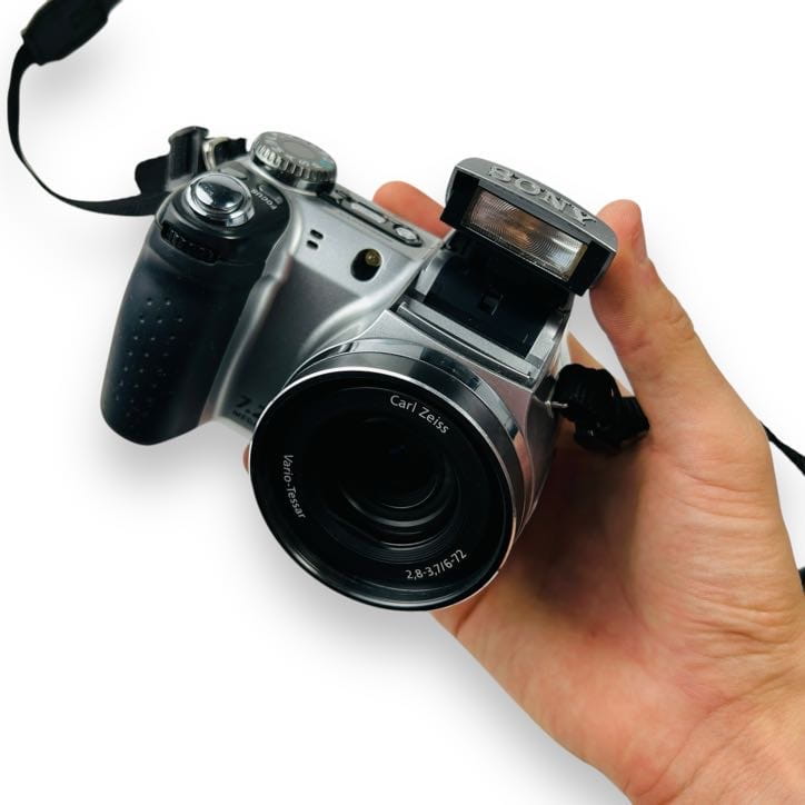 Aparat cyfrowy Sony Cybershot DSC-H5