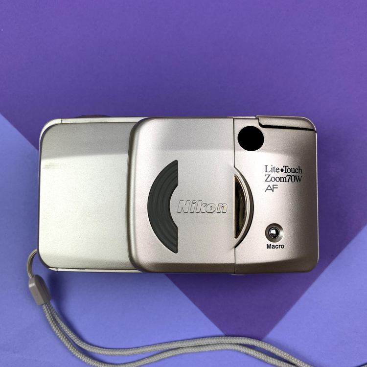 Nikon Lite Touch zoom70W AF