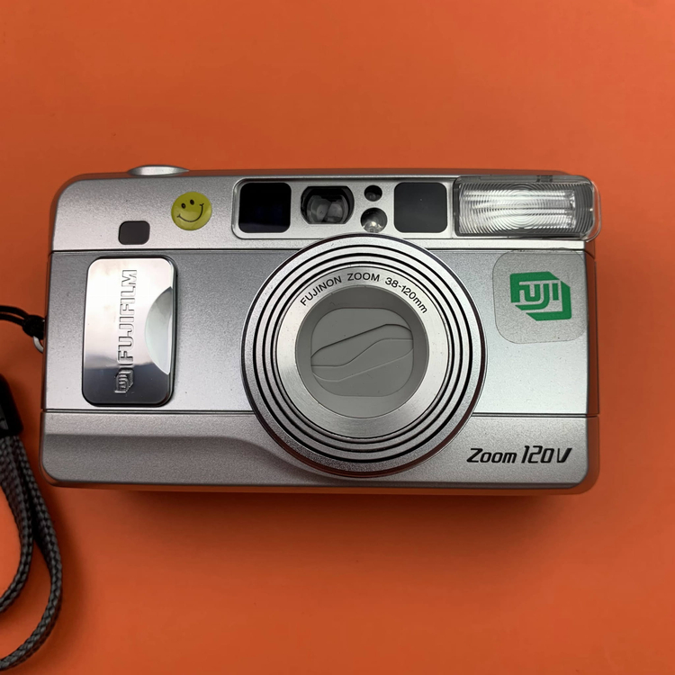Aparat analogowy Fujifilm Zoom 120v