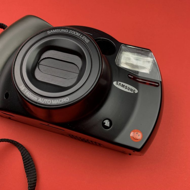 Aparat analogowy Samsung ECX 1