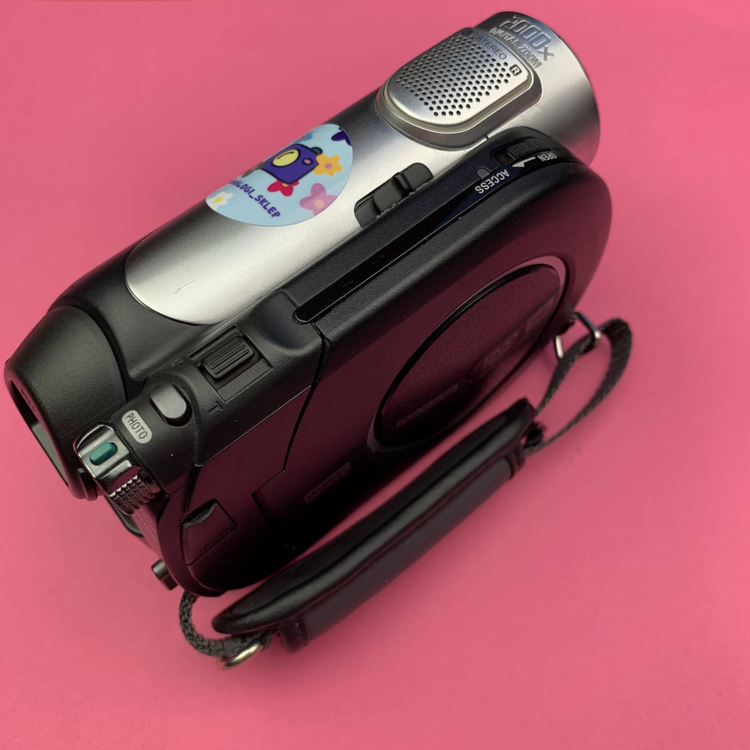 Kamera na płytki CD Sony DCR-DVD 106